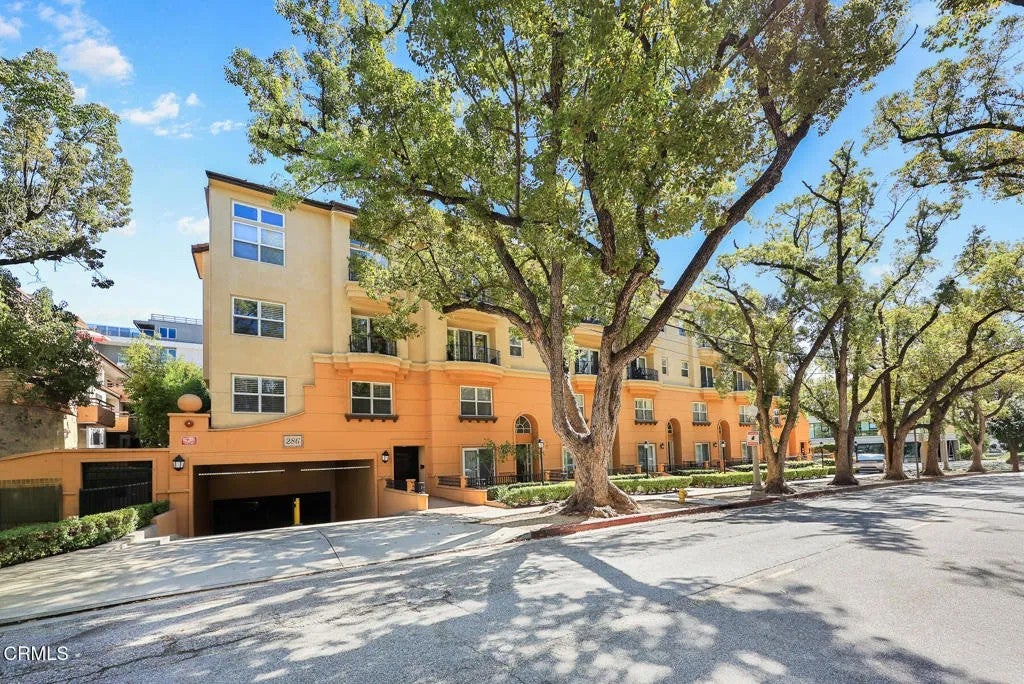 286 N Madison 314