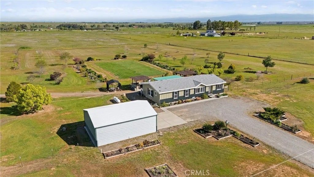 Photo of 19350 Timbercove Drive, Corning, CA 96021 (MLS # SN26058416)