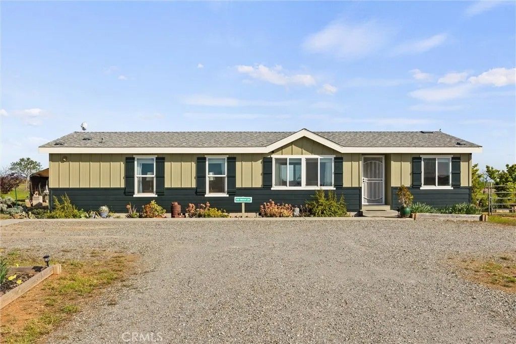 Photo of 19350 Timbercove Drive, Corning, CA 96021 (MLS # SN26058416)