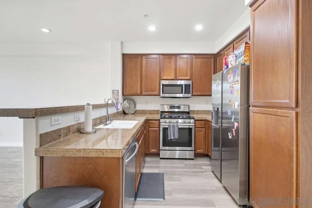 Photo of 1760 E Palomar Street #122, Chula Vista, CA 91913 (MLS # 250046341)