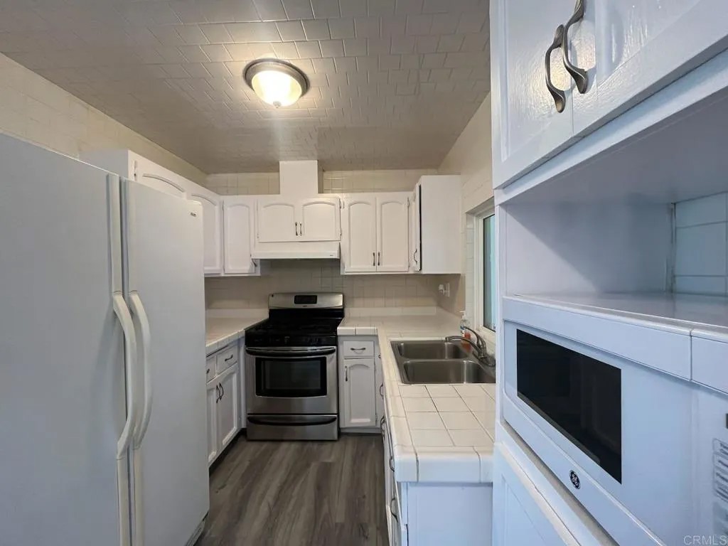 127 ave de la madrid