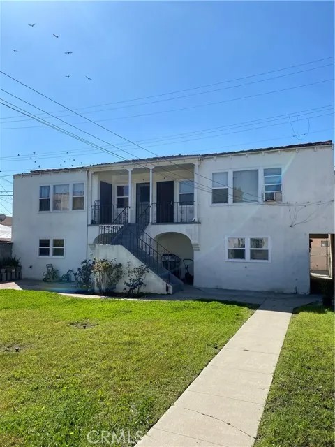 2876 Clarendon Avenue