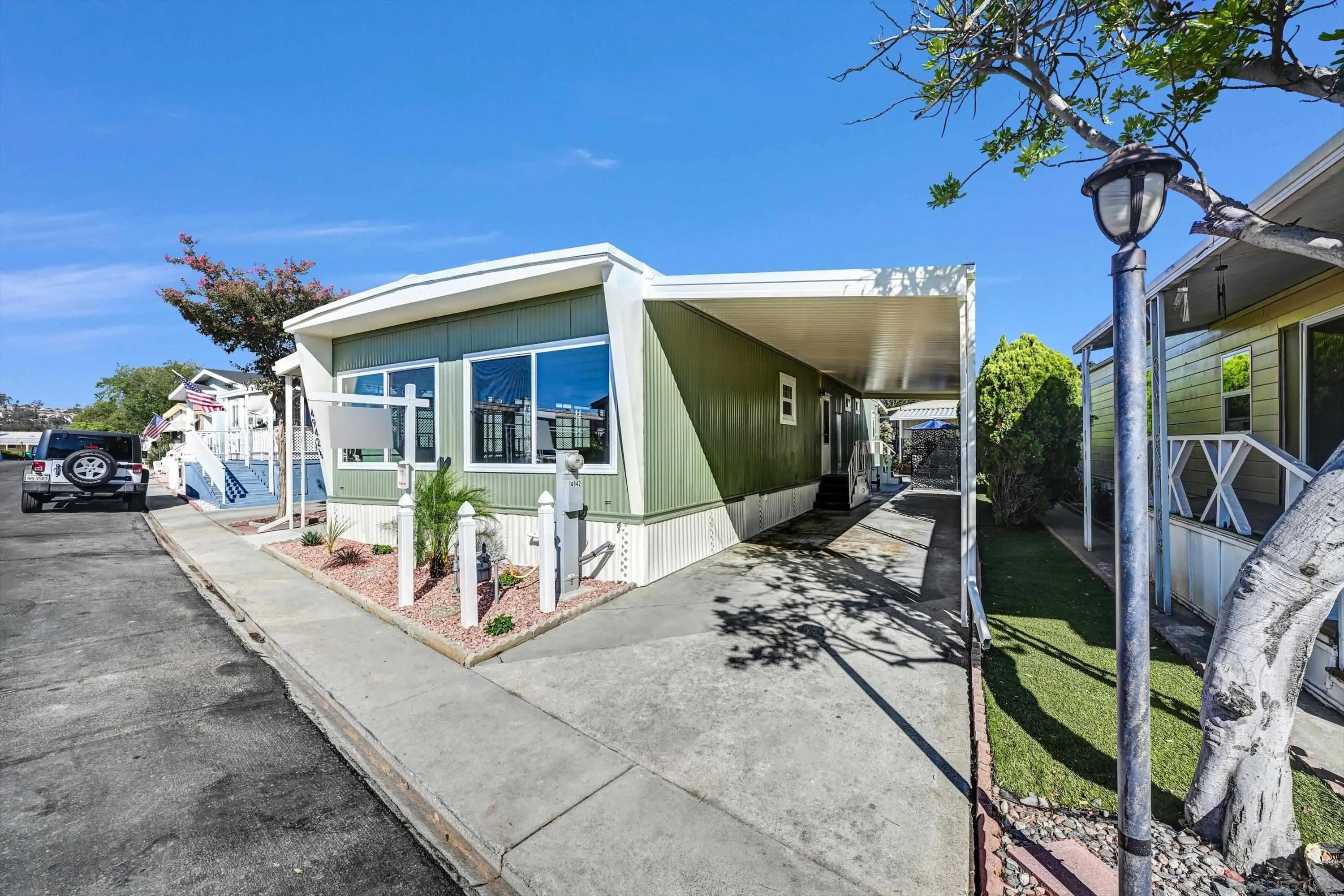 4942 1/2 Old Cliffs Rd.