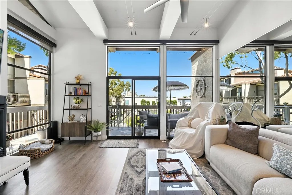 7339 Marina Pacifica Drive North