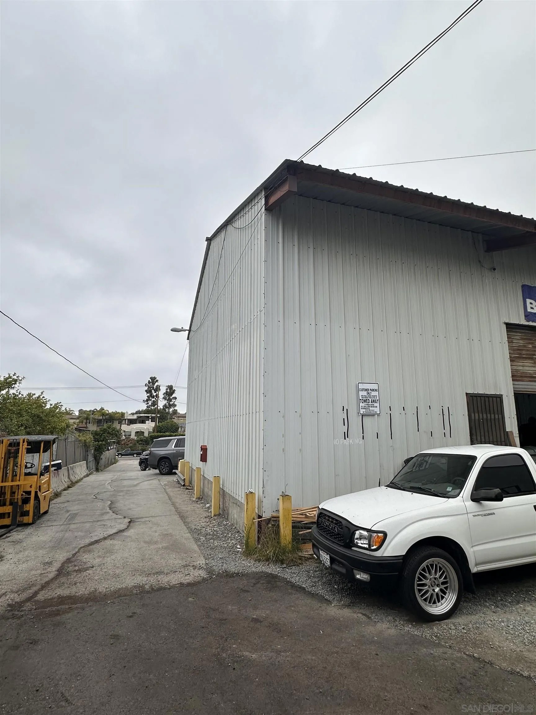 1133 sweetwater lane