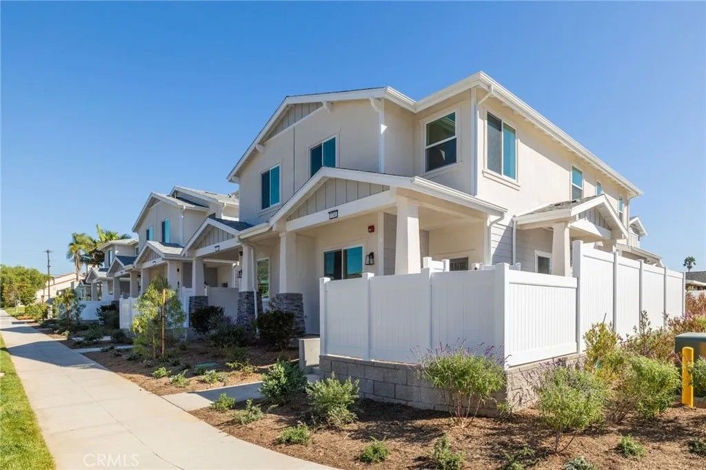 Photo of 1758 Manuel Avenue, Torrance, CA 90501 (MLS # PV26020948)