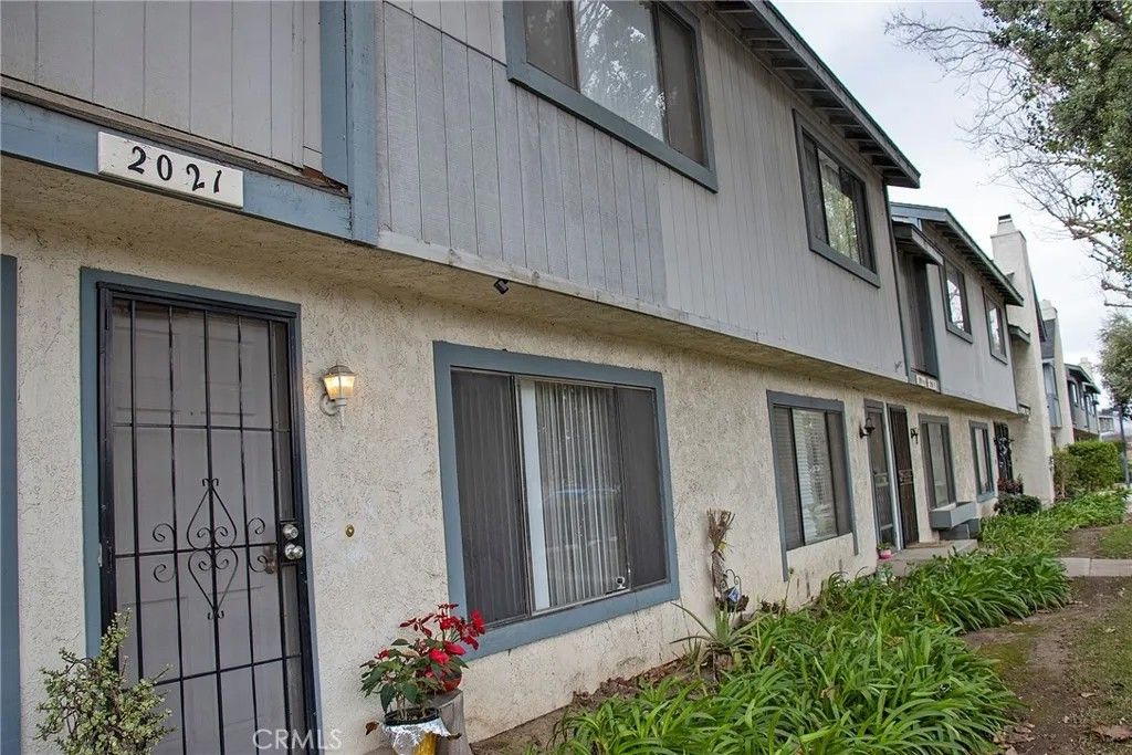 Photo of 2021 E Bard Road, Oxnard, CA 93033 (MLS # SR26004033)