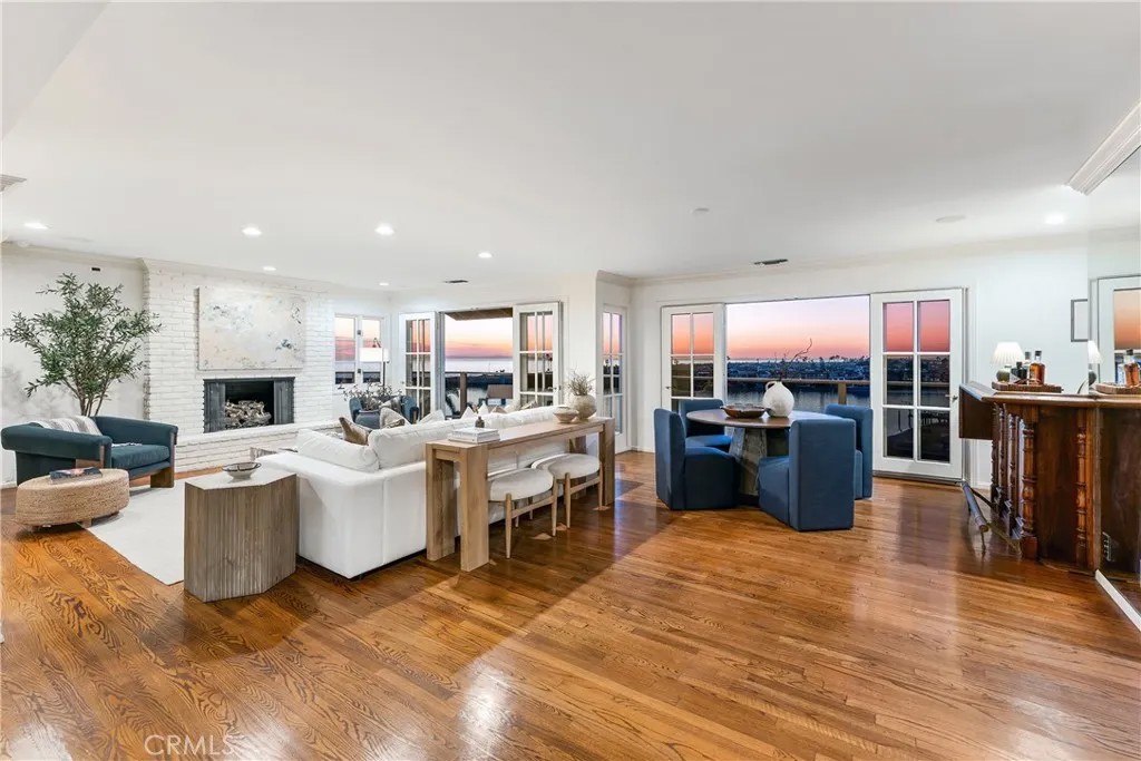 2727 Ocean Boulevard