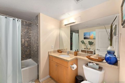 Tiny photo for 850 Beech St #701, San Diego, CA 92101 (MLS # 250039391)