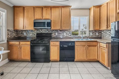 Tiny photo for 6101 Adelaide Ave #102, San Diego, CA 92115 (MLS # 250042093)