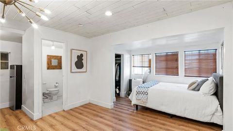 Tiny photo for 3209 Bennett Drive, Los Angeles, CA 90068 (MLS # SW25236265)