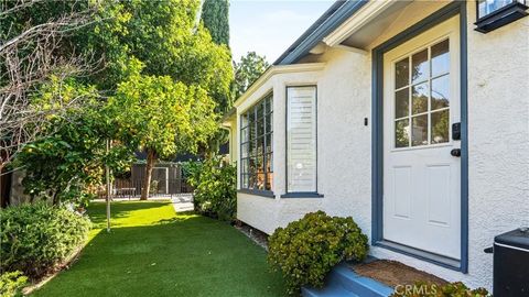 Tiny photo for 3209 Bennett Drive, Los Angeles, CA 90068 (MLS # SW25236265)