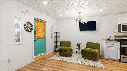 Tiny photo for 3209 Bennett Drive, Los Angeles, CA 90068 (MLS # SW25236265)