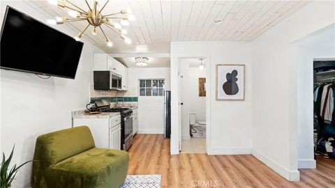 Tiny photo for 3209 Bennett Drive, Los Angeles, CA 90068 (MLS # SW25236265)
