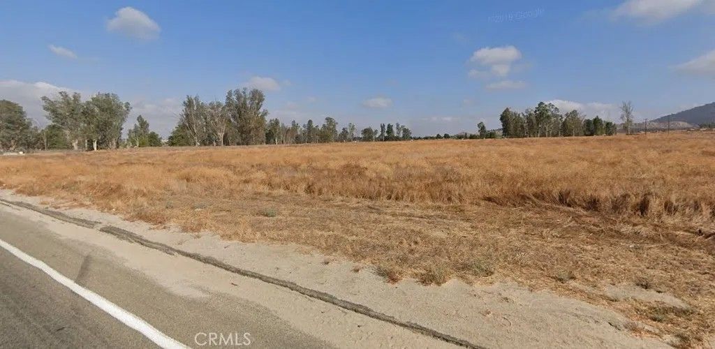 Photo of 27392 Nuevo Rd, Perris, CA 92567 (MLS # TR25053825)