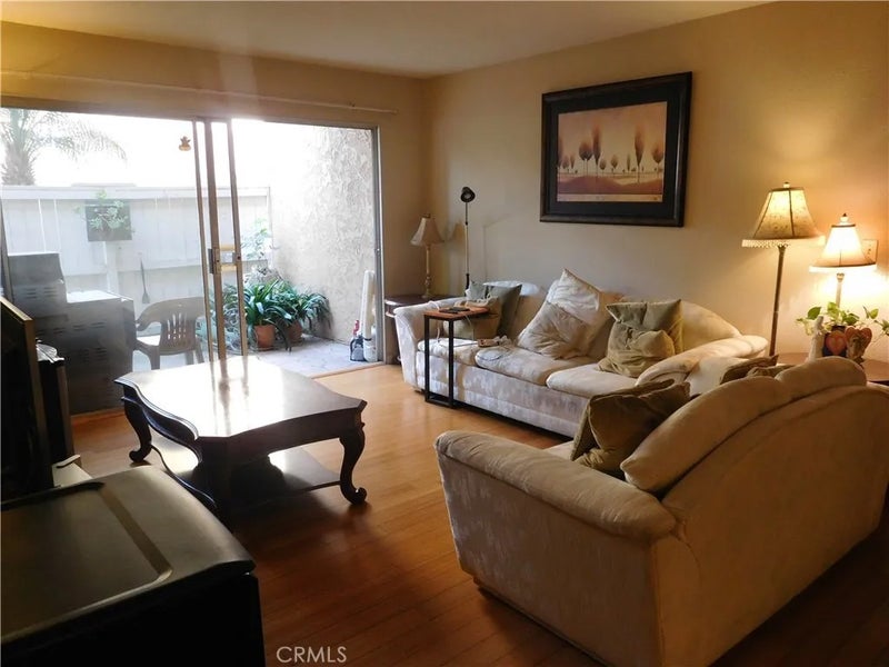 1001 W Macarthur Boulevard 101
