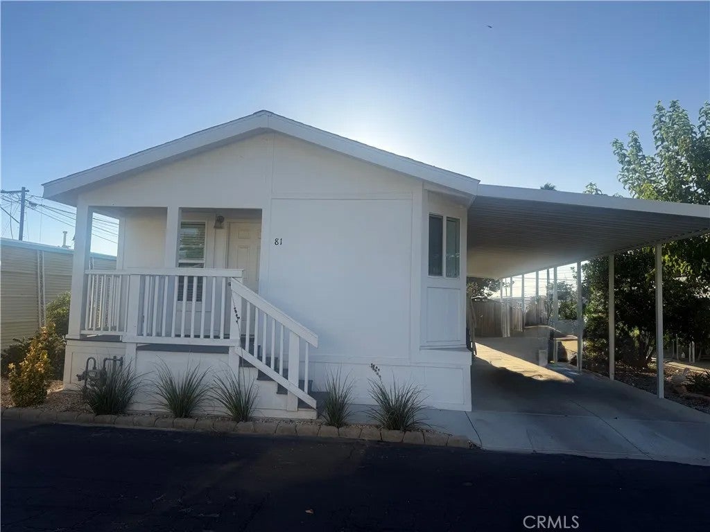 Photo of 25521 Lincoln AVE #81, Hemet, CA 92544 (MLS # SW26201658)