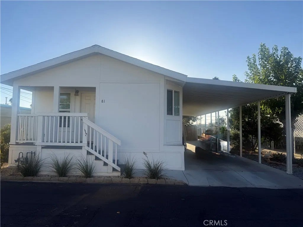 Photo of 25521 Lincoln AVE #81, Hemet, CA 92544 (MLS # SW26201658)