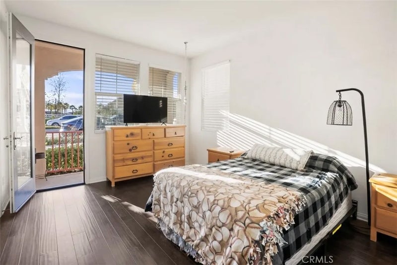 521 N Santa Paula