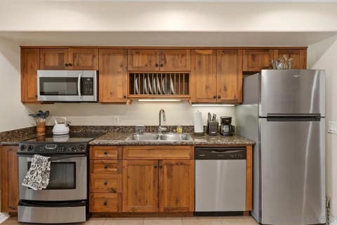 Tiny photo for 801 W Hawthorn St #301, San Diego, CA 92101 (MLS # 260017791)