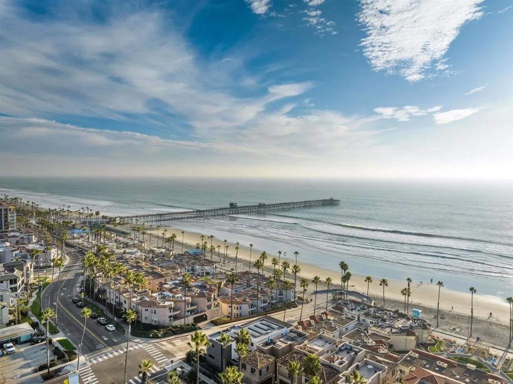 812 N Cleveland Street 1