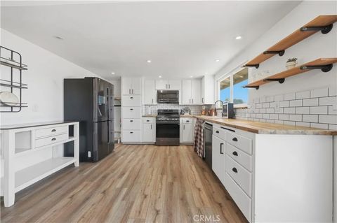 Tiny photo for 21280 Cielo Vista, Wildomar, CA 92595 (MLS # SW26144826)