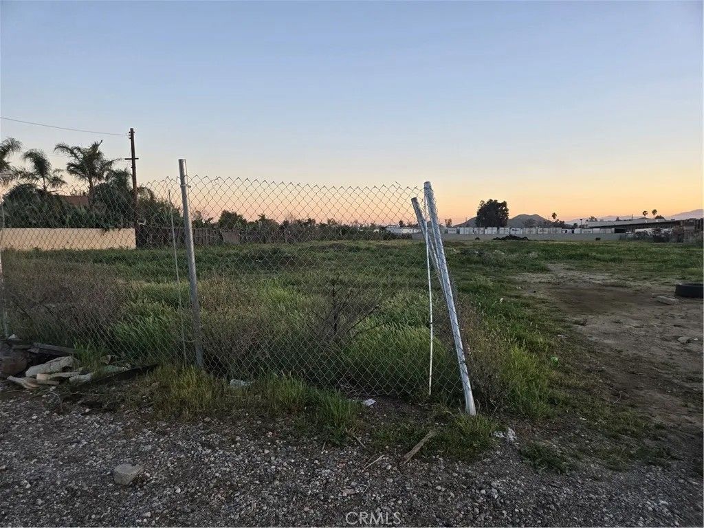 Photo of 18251 Marygold Ave, Bloomington, CA 92316 (MLS # RS26061001)