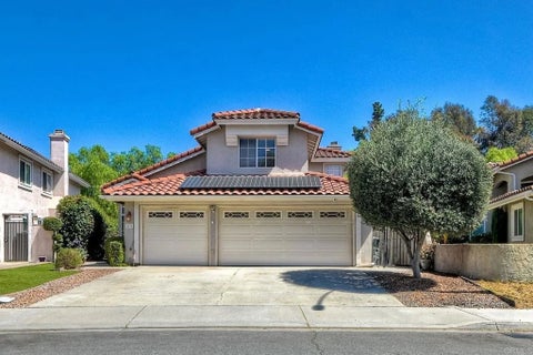 Photo of 2176 Splendorwood Place, Escondido, CA 92026 (MLS # NDP2608806)