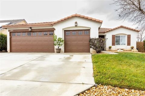Photo of 39347 Jacob Dr, Palmdale, CA 93551 (MLS # SR25281832)