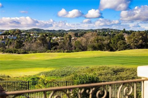 Photo of 21 Elliot Ln, Coto De Caza, CA 92679 (MLS # OC26014531)