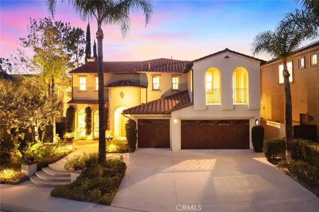 Photo of 21 Elliot Ln, Coto De Caza, CA 92679 (MLS # OC26014531)