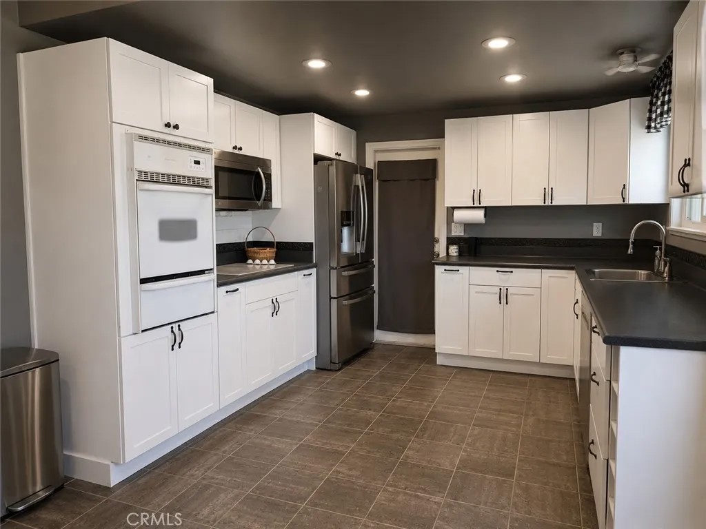 806 San Jacinto