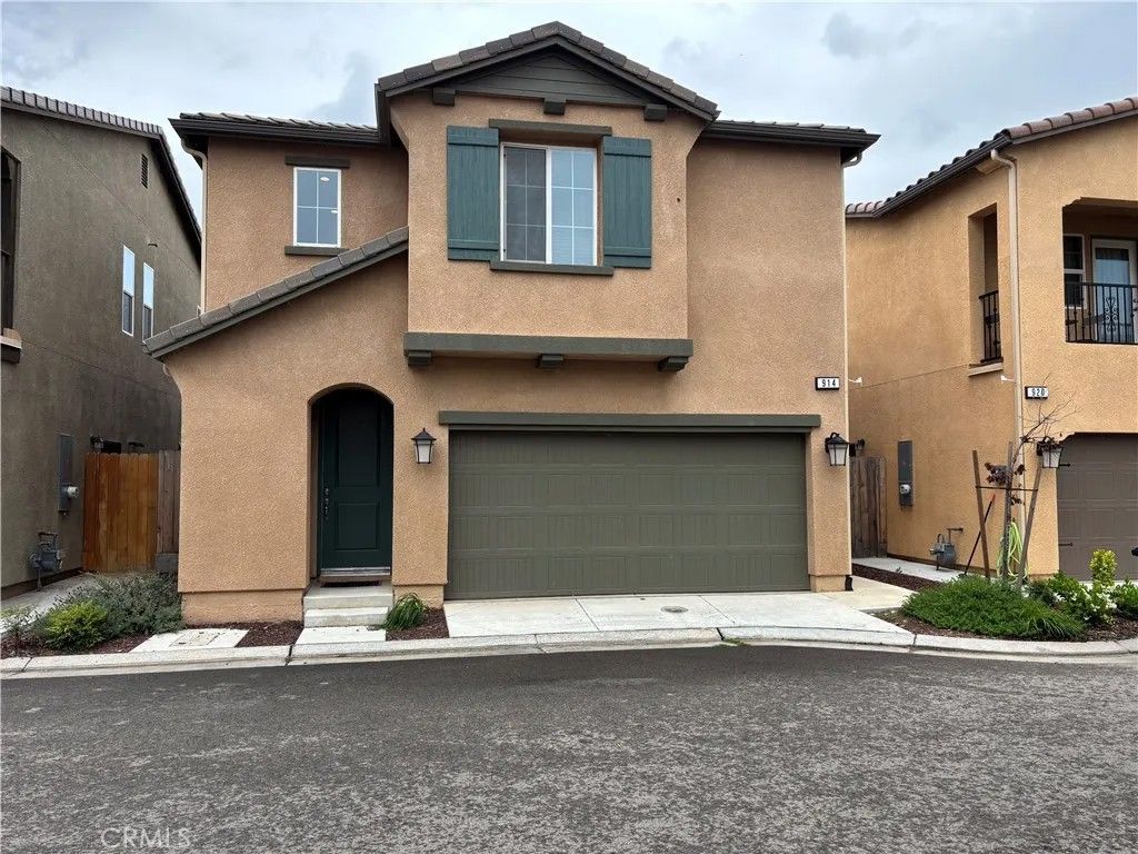 Photo of 914 Wishon Ave, Madera, CA 93636 (MLS # SR26095041)