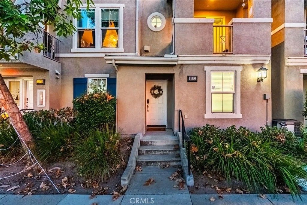 Photo of 1572 Hackberry Pl, Chula Vista, CA 91915 (MLS # SW25251421)