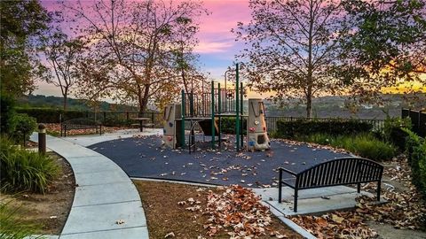 Tiny photo for 1572 Hackberry Pl, Chula Vista, CA 91915 (MLS # SW25251421)