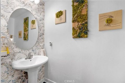 Tiny photo for 1572 Hackberry Pl, Chula Vista, CA 91915 (MLS # SW25251421)