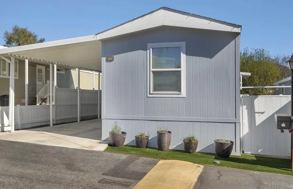Photo of 3909 Reche Rd #191, Fallbrook, CA 92028 (MLS # 250037703)