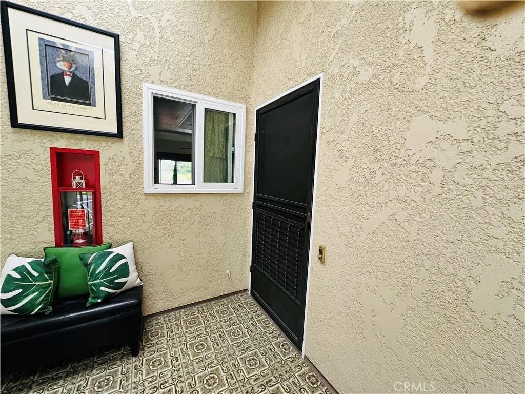 Photo of 2289 Via Puerta #Q, Laguna Woods, CA 92637 (MLS # SW26141628)