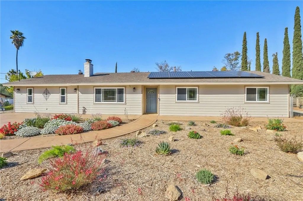 Photo of 1566 Wilson Rd, Ramona, CA 92065 (MLS # SW25234859)