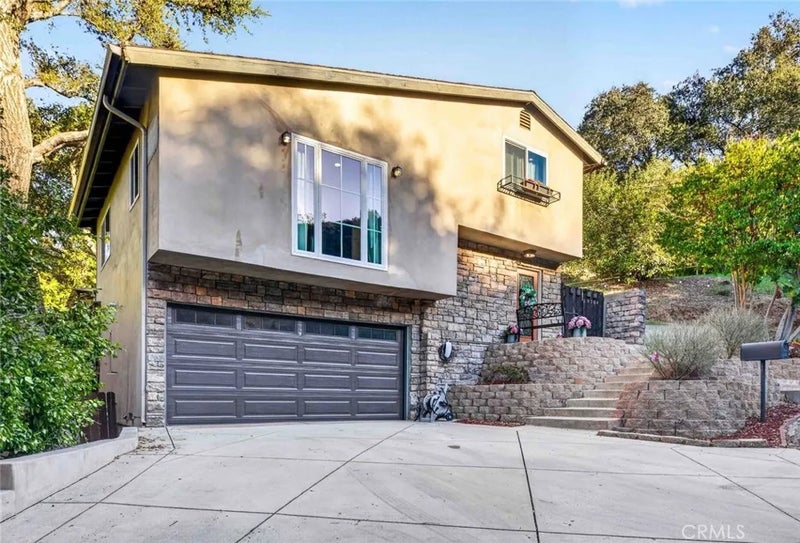 9704 Marcus Lane