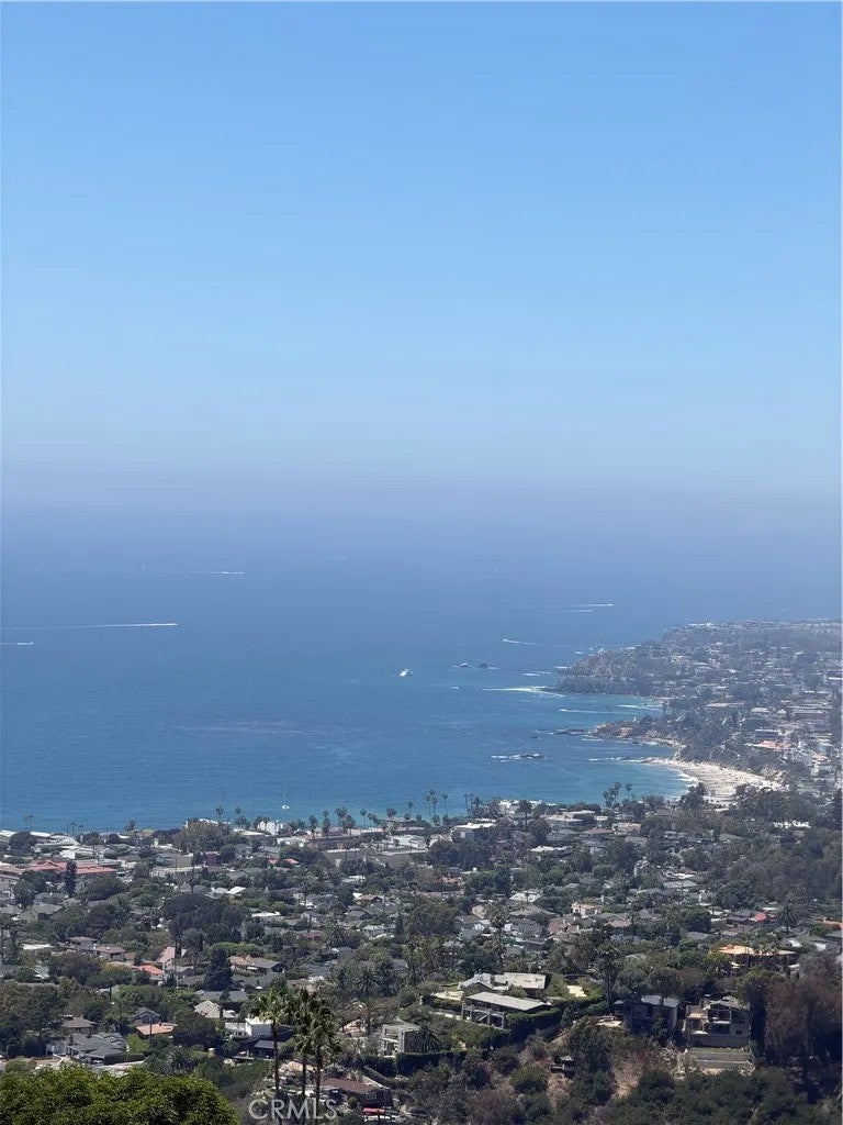 1361 La Mirada