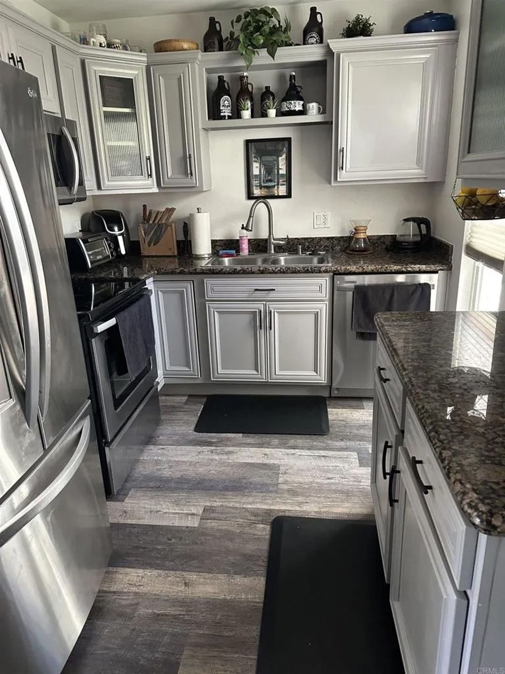 Photo of 1401 Reed Avenue #3, San Diego, CA 92109 (MLS # PTP2508772)