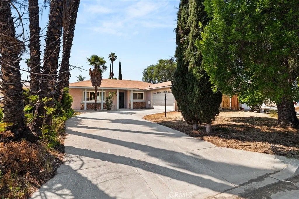 Photo of 40877 Lela May Avenue, Hemet, CA 92544 (MLS # IG26068344)