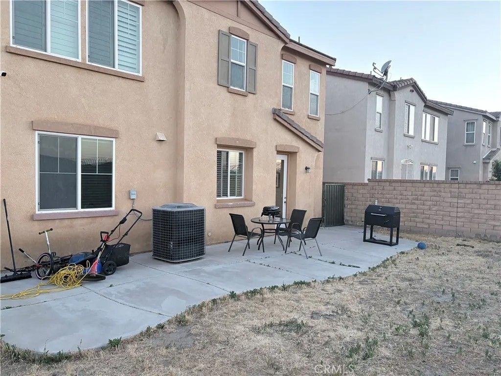 Photo of 2729 Hornbeam RD, Palmdale, CA 93551 (MLS # IN26125007)