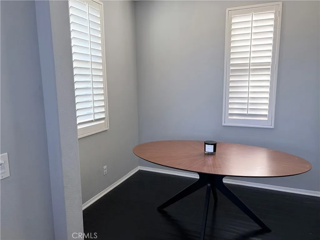 2729 Hornbeam