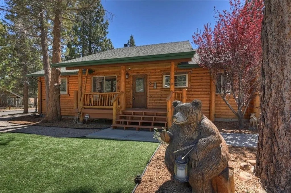 320 Eider Drive