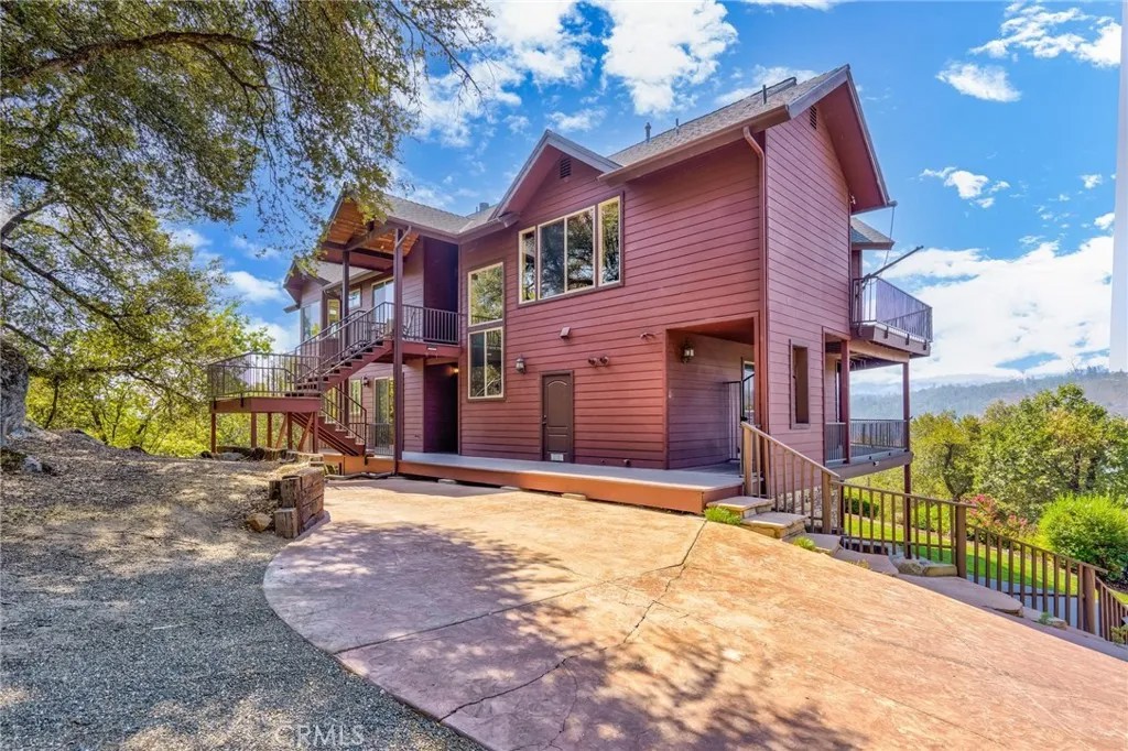 39828 Granite Ridge Lane