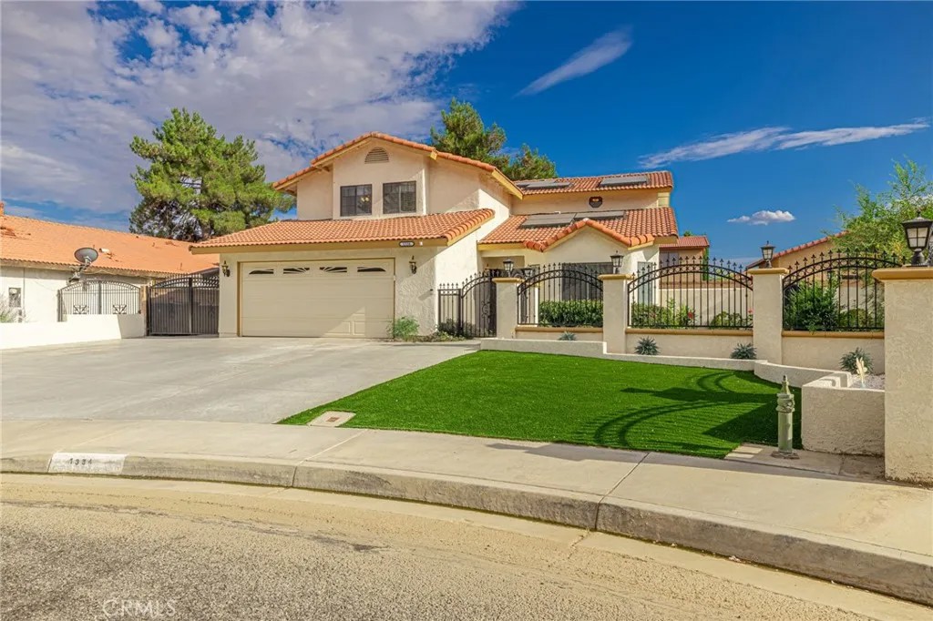 1334 Sun Court