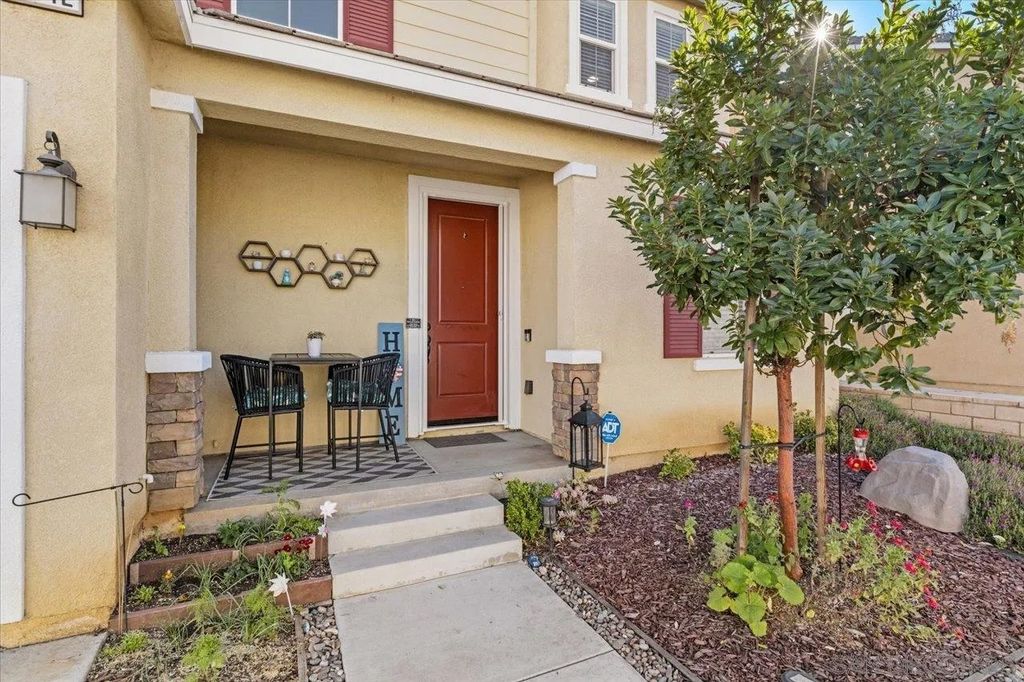 Photo of 13642 Gray Hawk Way, Valley Center, CA 92082 (MLS # 260001599)