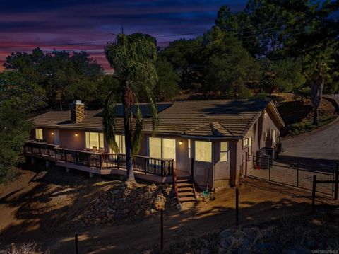 1714 Foss Rd Alpine CA 91901